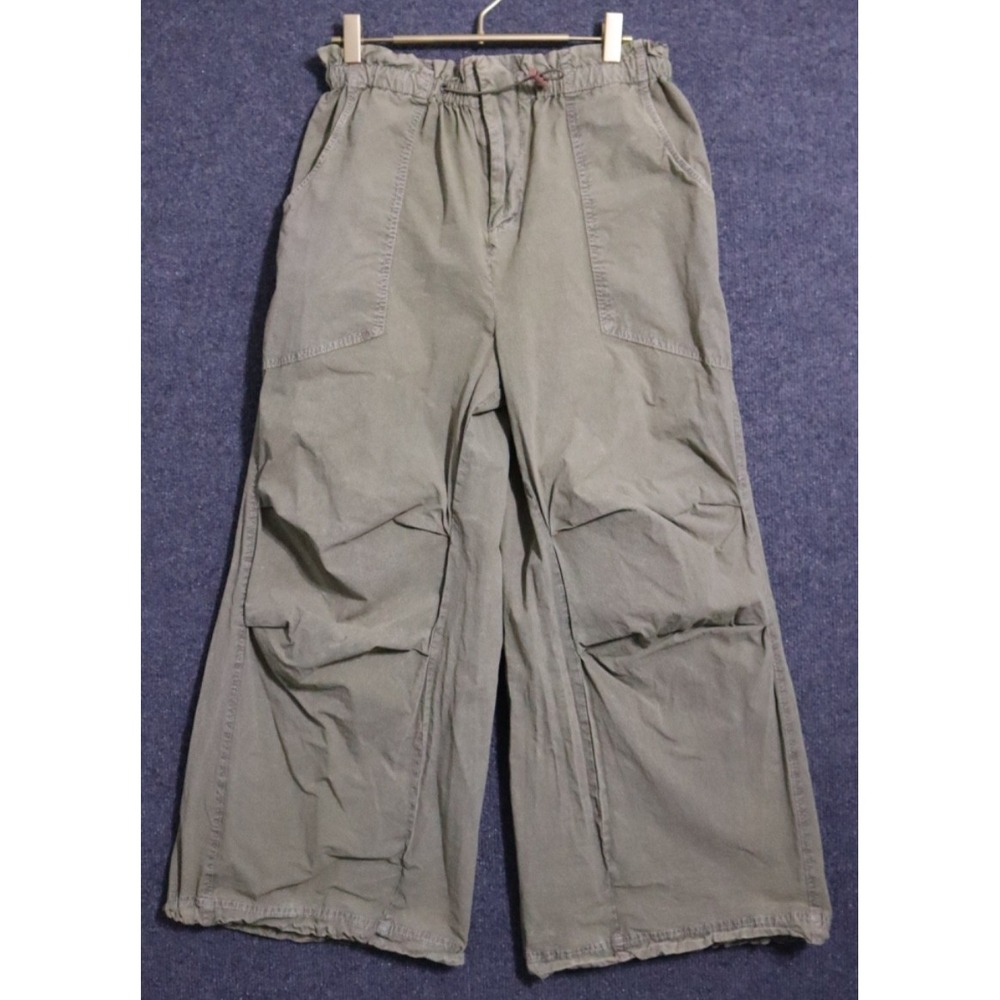 Urban Outfitters Pants Women Medium Green‎ Wide Leg Relaxed Fit High Rise NWOT